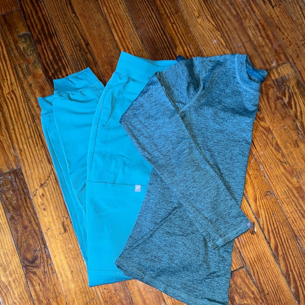 NWOT Fabetics Scrubs